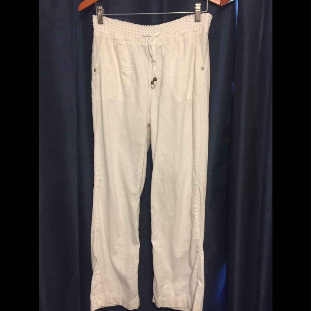 COMFORTABLE white sz LP pants by Sound/Style